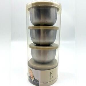 Set of 4 stainless steel prep bowls with light beige plastic lids NIB